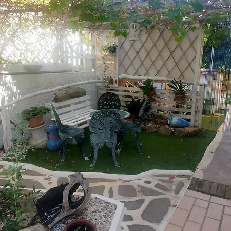 לינה וארוחת בוקר S'arenada