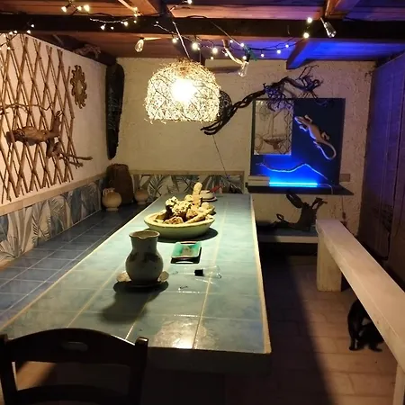 S'arenada לינה וארוחת בוקר